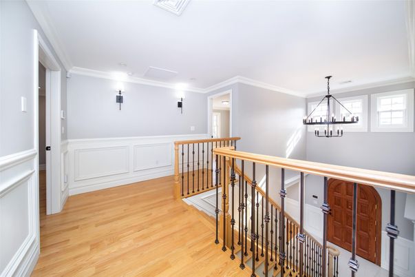 Interior, Pendant Lights, Recessed Lighting, Wood Texture Flooring