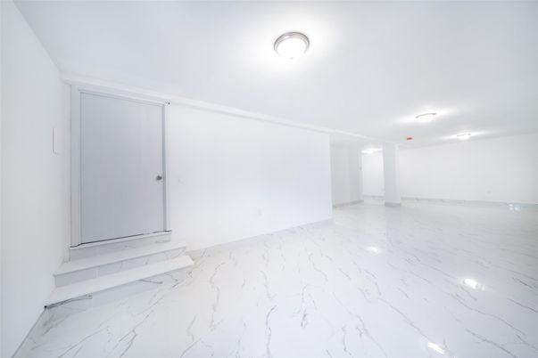 Empty room, Interior, Marble