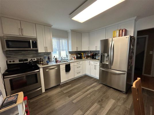 Interior, Kitchen, Stainless Steel Appliances, Wood Texture Flooring