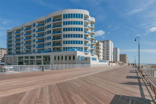 Exterior, Facade, Condo Building