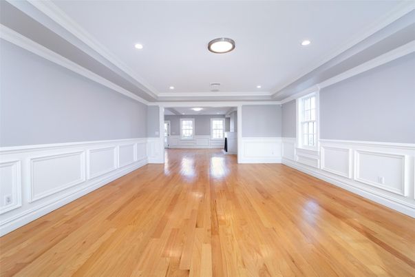 Empty room, Interior, Recessed Lighting, Wood Texture Flooring