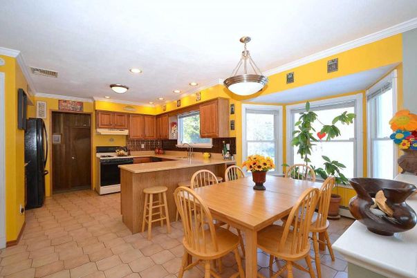 Dining room, Interior, Kitchen, Pendant Lights, Recessed Lighting
