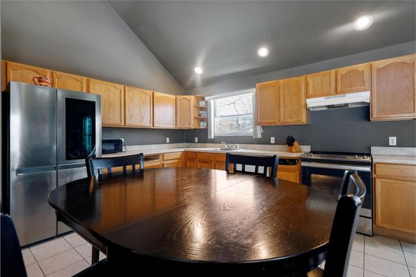 Dining room, Interior, Kitchen, Recessed Lighting, Stainless Steel Appliances
