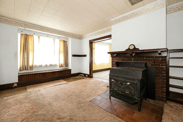 Fireplace, Interior