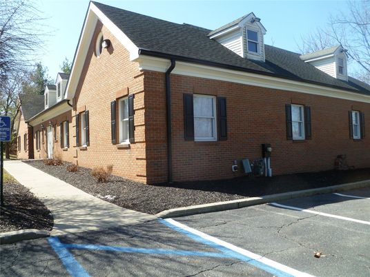 Exterior, Facade, Brick Facade, Cape Cod