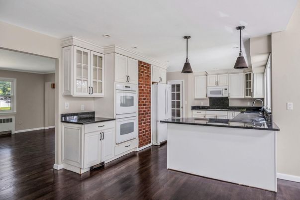 Interior, Kitchen, Pendant Lights, Recessed Lighting, Wood Texture Flooring