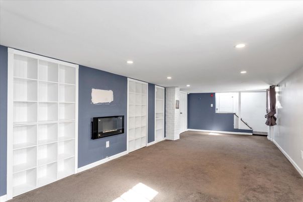 Empty room, Fireplace, Interior, Recessed Lighting