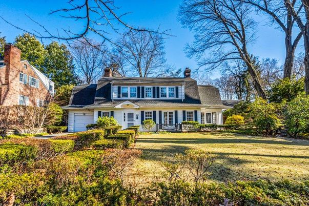 Attached, Backyard, Exterior, Facade, Georgian