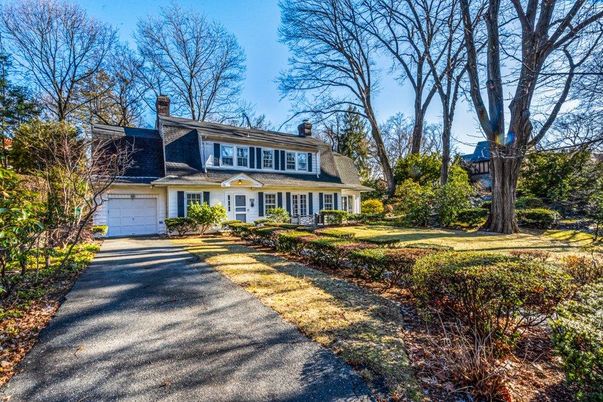 Attached, Backyard, Exterior, Facade, Georgian