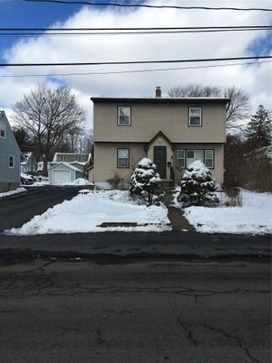 Attached, Exterior, Facade, Raised Ranch