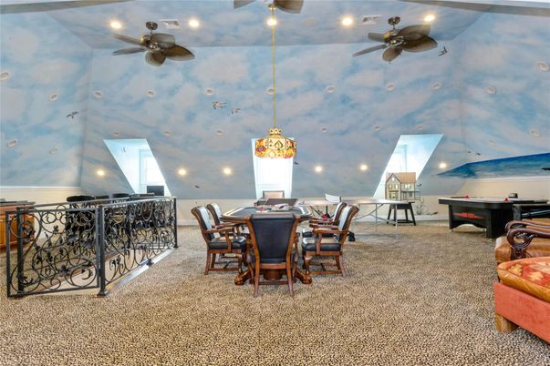 Dining room, Interior, Pendant Lights, Recessed Lighting