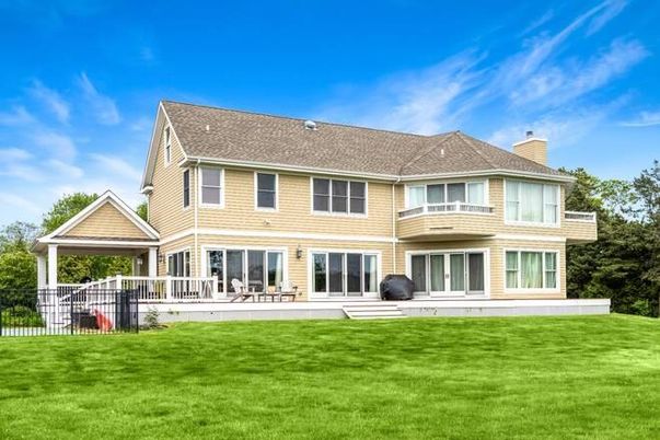 Backyard, Exterior, Facade, Georgian