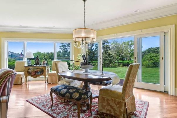 Chandelier, Dining room, Interior, Living room, Recessed Lighting, Wood Texture Flooring