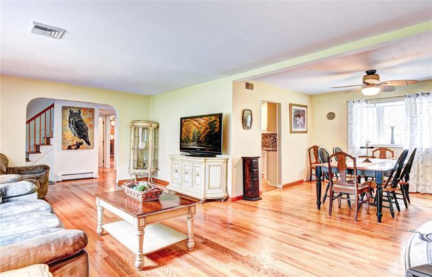 Dining room, Interior, Wood Texture Flooring