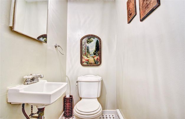 Bathroom, Interior