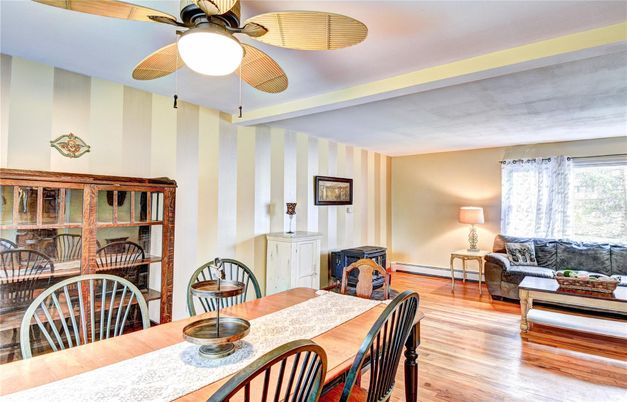 Dining room, Interior, Wood Texture Flooring