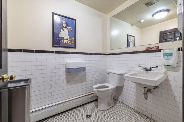 Bathroom, Interior