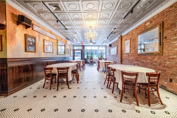 Chandelier, Dining room, Interior, Stone Walls