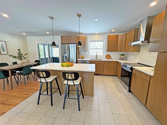 Dining room, Interior, Kitchen, Pendant Lights, Recessed Lighting, Stainless Steel Appliances, Wood Texture Flooring