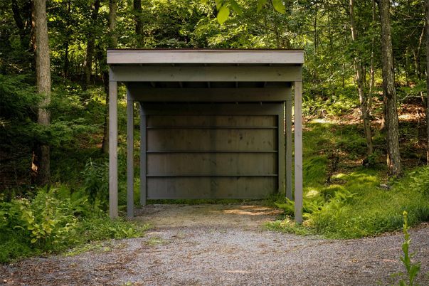 Detached Garage, Exterior