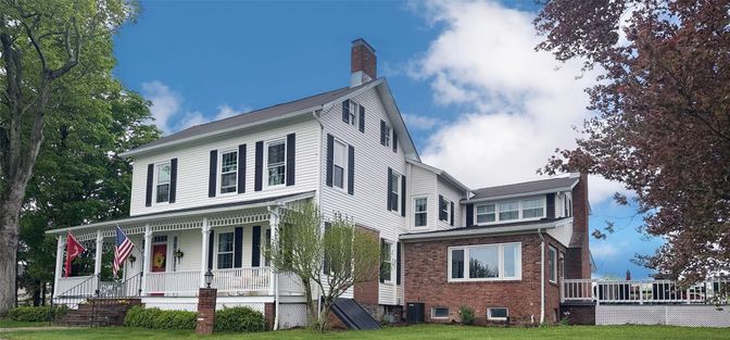 Exterior, Facade, Brick Facade, American Foursquare