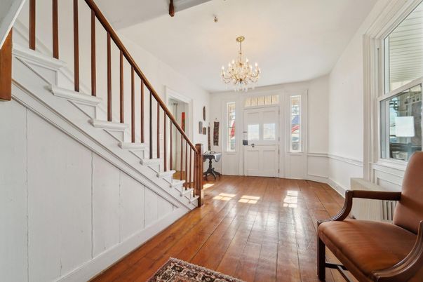 Chandelier, Interior, Wood Texture Flooring