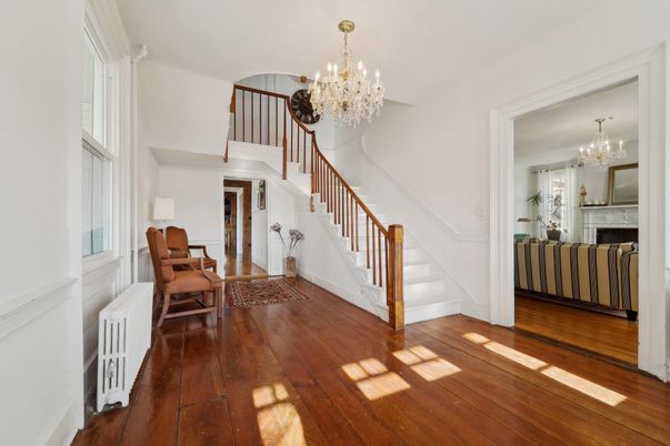 Chandelier, Fireplace, Interior, Wood Texture Flooring