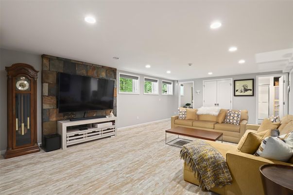 Interior, Living room, Recessed Lighting, Wood Texture Flooring