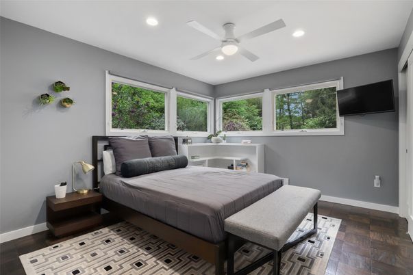 Bedroom, Interior, Recessed Lighting, Wood Texture Flooring
