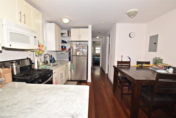 Dining room, Interior, Kitchen, Stainless Steel Appliances, Wood Texture Flooring