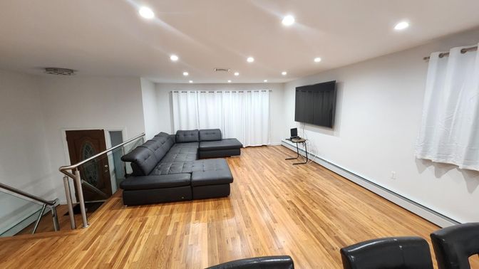 Interior, Living room, Recessed Lighting, Wood Texture Flooring