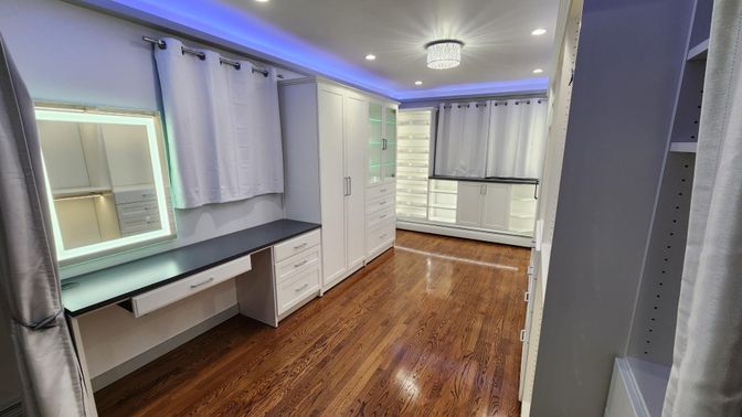 Interior, Recessed Lighting, Walk-in Closets, Wood Texture Flooring