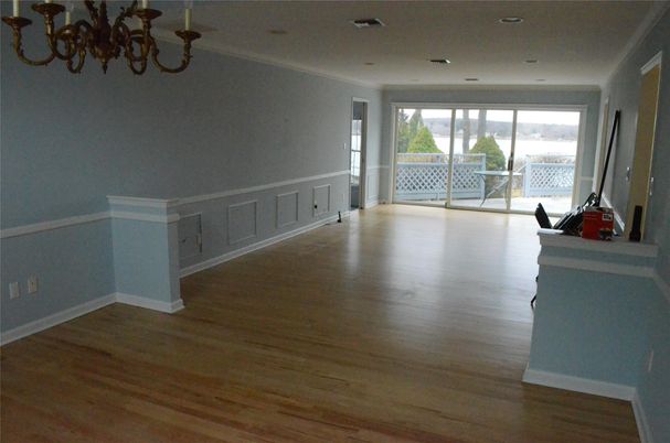 Chandelier, Empty room, Interior, Recessed Lighting, Wood Texture Flooring