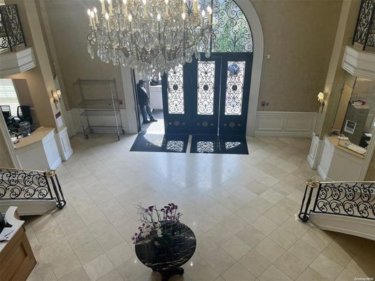 Chandelier, Interior