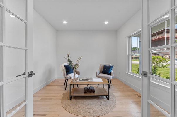 Interior, Recessed Lighting, Wood Texture Flooring