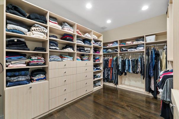 Interior, Recessed Lighting, Walk-in Closets, Wood Texture Flooring