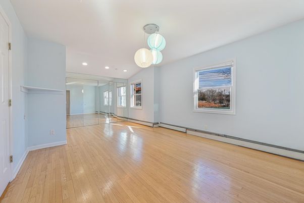 Chandelier, Empty room, Interior, Recessed Lighting, Wood Texture Flooring