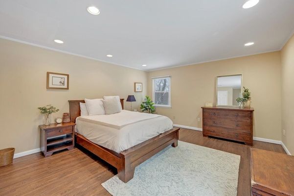 Bedroom, Interior, Recessed Lighting, Wood Texture Flooring