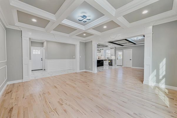 Empty room, Interior, Recessed Lighting, Wood Texture Flooring