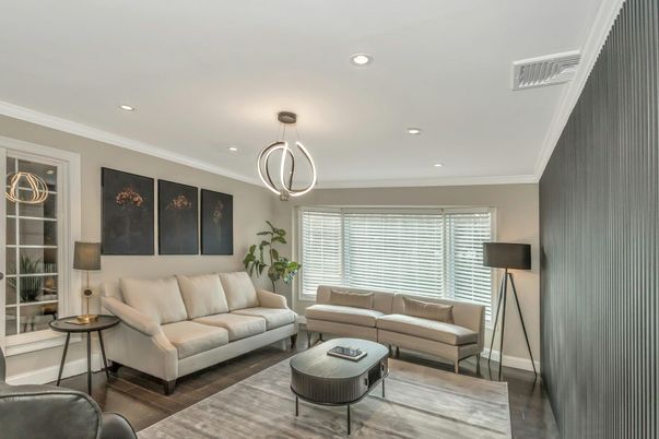 Interior, Living room, Pendant Lights, Recessed Lighting, Wood Texture Flooring