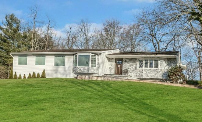 Backyard, Exterior, Facade, Ranch