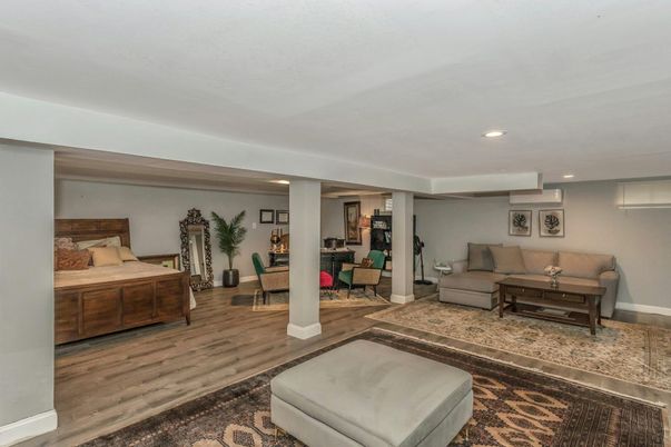 Interior, Living room, Recessed Lighting, Wood Texture Flooring