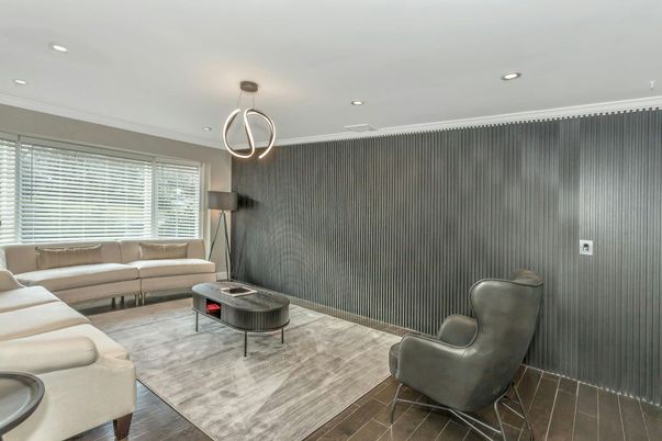 Interior, Living room, Pendant Lights, Recessed Lighting, Wood Texture Flooring