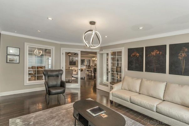 Interior, Living room, Pendant Lights, Recessed Lighting, Wood Texture Flooring