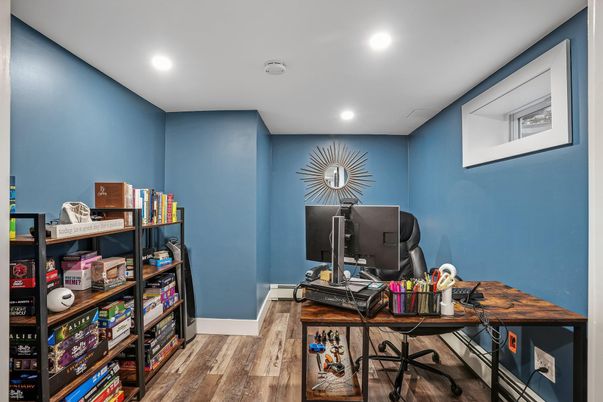 Home Office, Interior, Recessed Lighting, Wood Texture Flooring