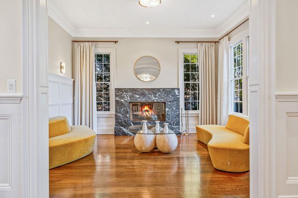 Fireplace, Interior, Living room, Recessed Lighting, Wood Texture Flooring