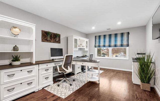 Home Office, Interior, Recessed Lighting, Wood Texture Flooring