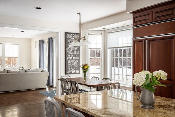 Dining room, Interior, Living room, Pendant Lights, Recessed Lighting, Wood Texture Flooring