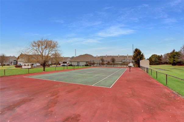 Exterior, Tennis Courts
