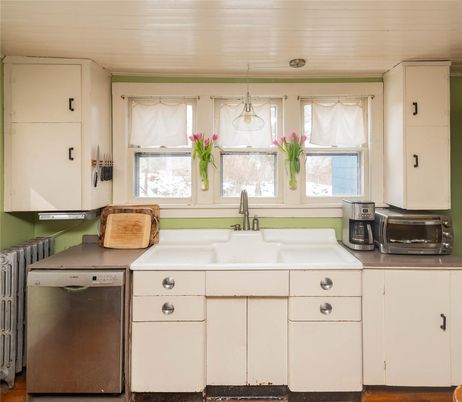 Interior, Kitchen, Pendant Lights, Wood Texture Flooring